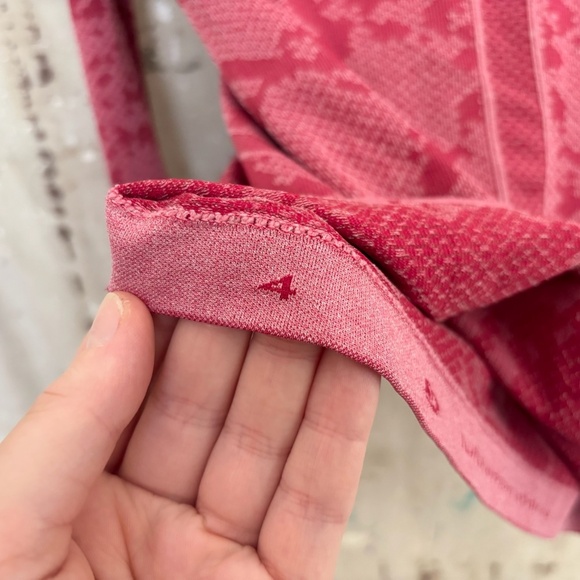 Lululemon Swiftly Tech Long Sleeve Crew, Heathered Cranberry - Picture 5 of 5